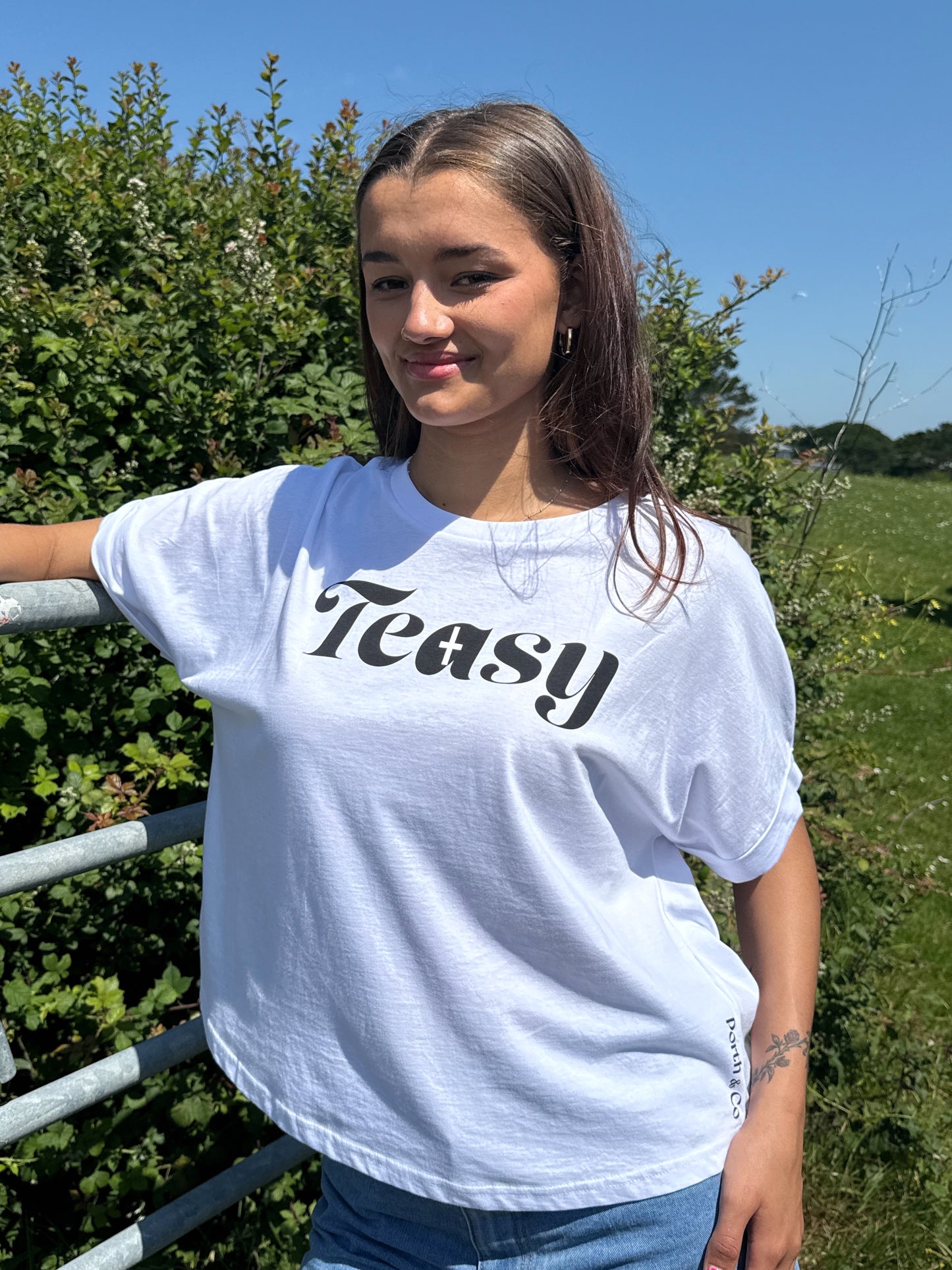 TEASY BOXY T-SHIRT - WHITE