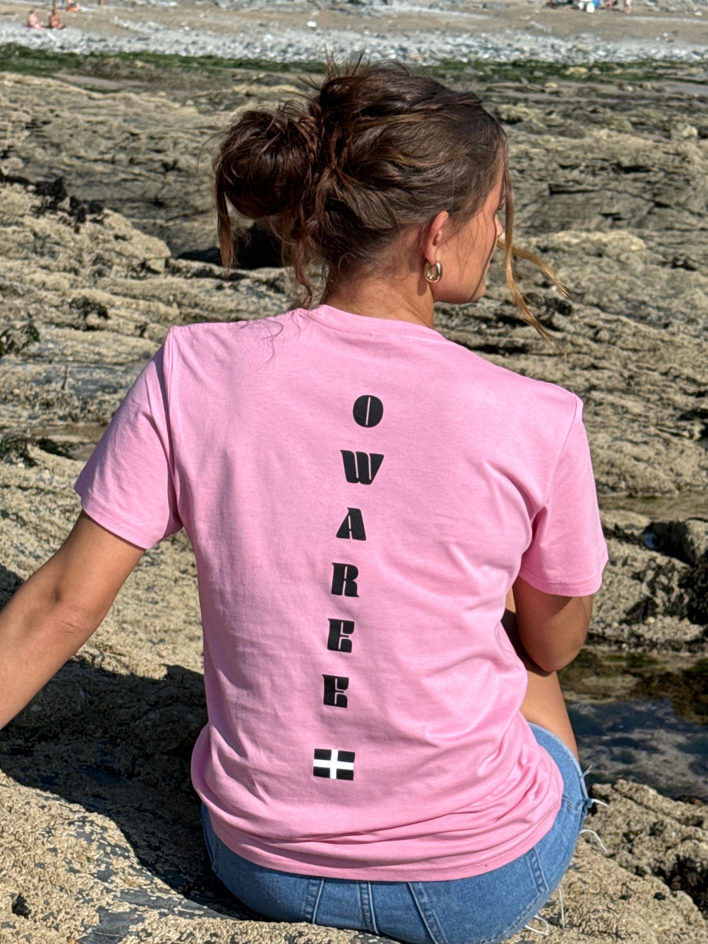OWAREE (HOW ARE YOU) UNISEX T-SHIRT - PINK
