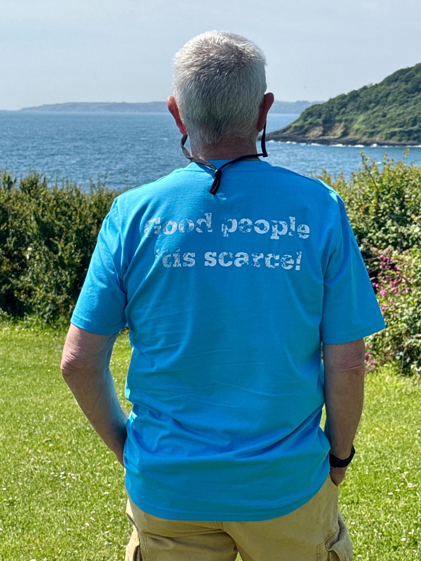 'GOOD PEOPLE 'TIS SCARSE!' UNISEX T-SHIRT - AQUA