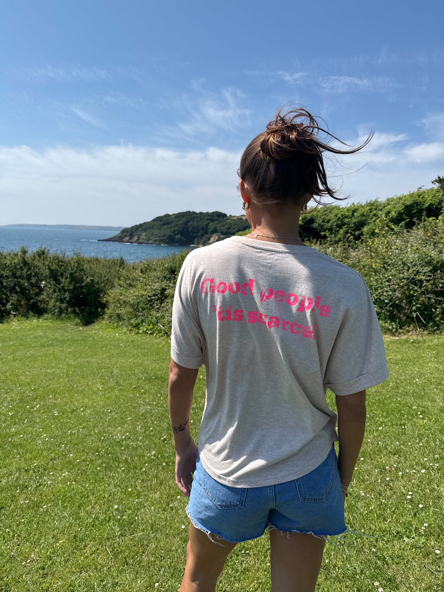 'GOOD PEOPLE 'TIS SCARSE!' WOMENS BOXY T-SHIRT - HEATHER MARL