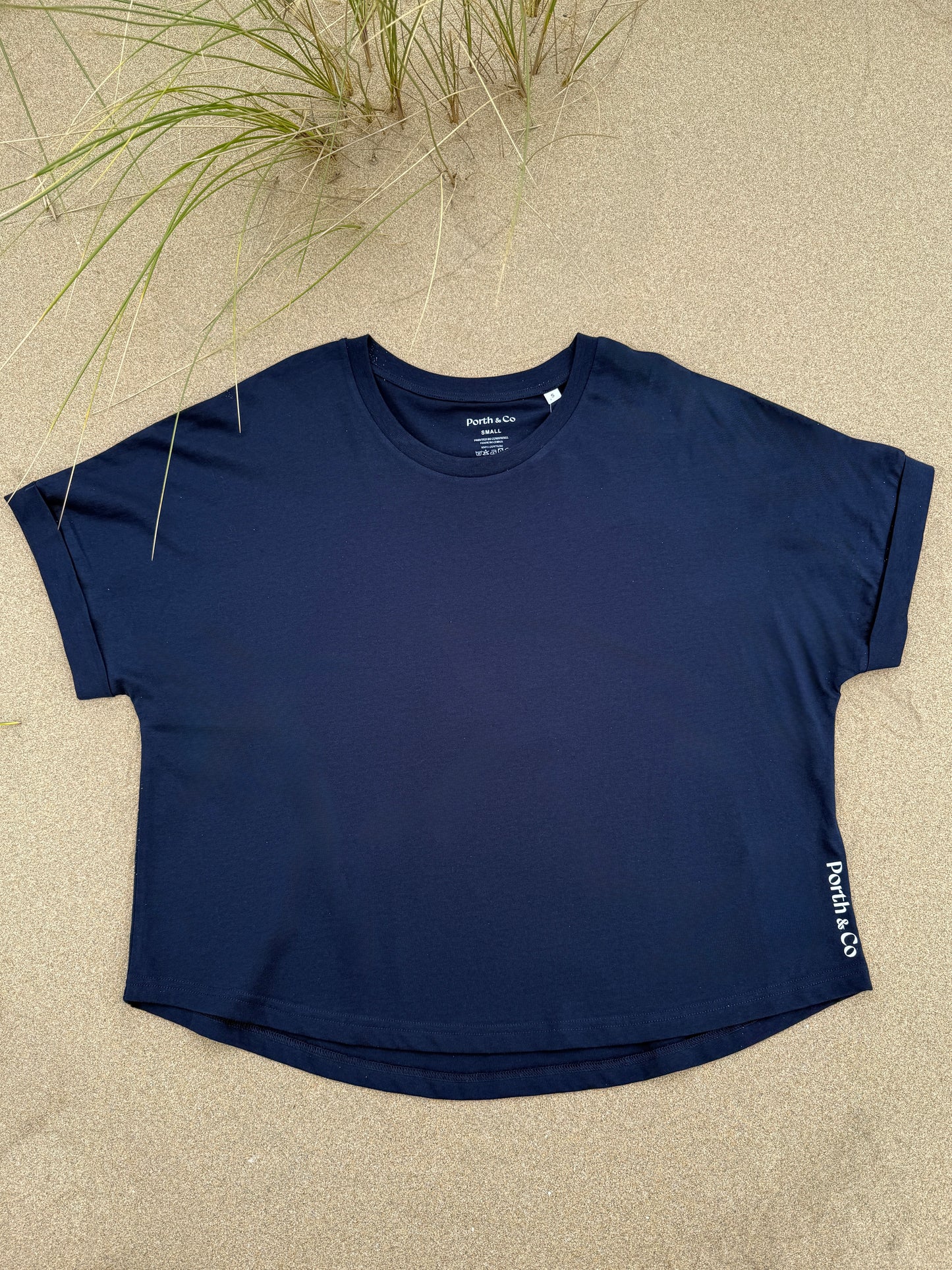 OUT ON THE RAN TAN WOMENS BOXY T-SHIRT - NAVY