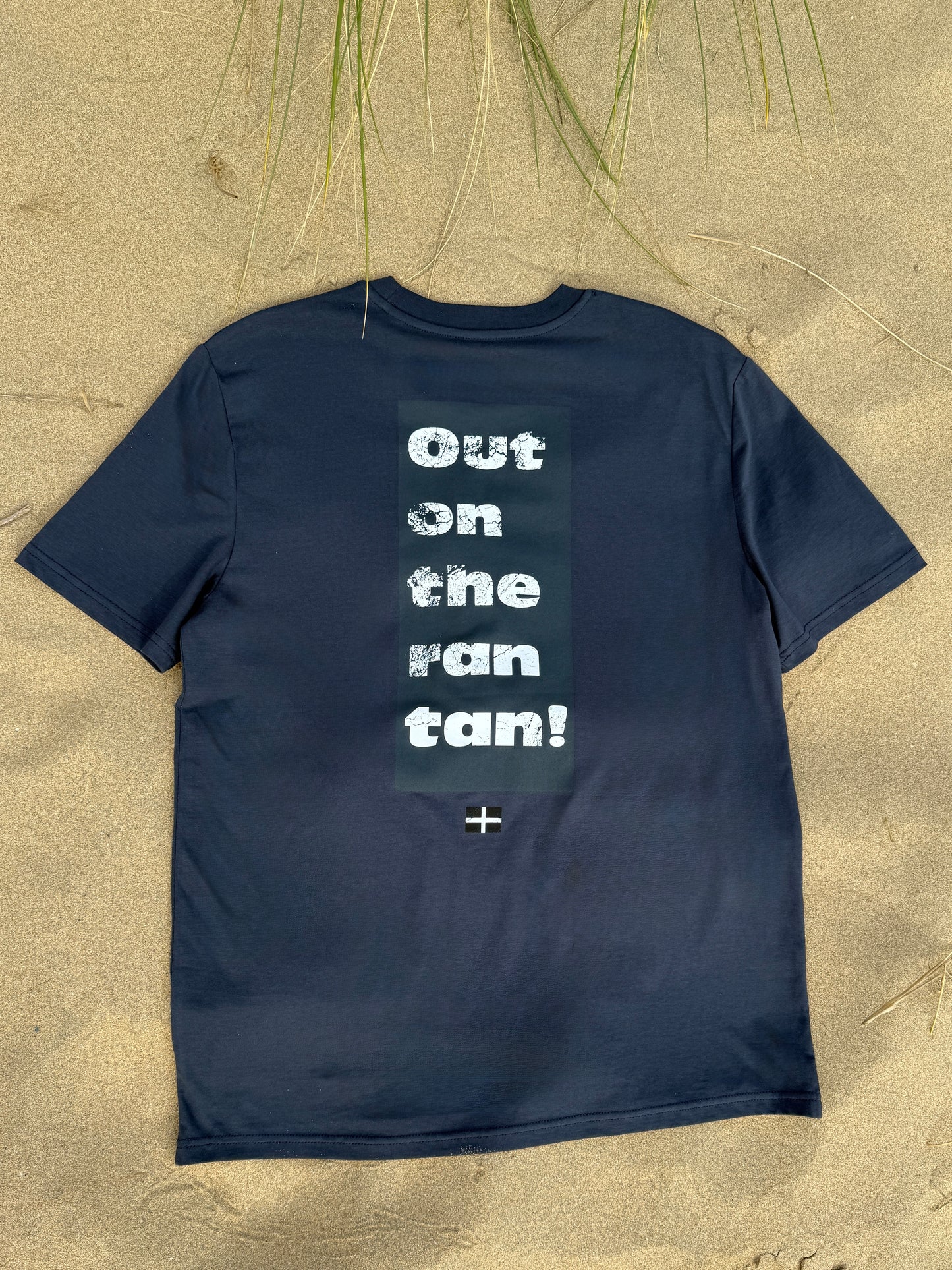 OUT ON THE RAN TAN UNISEX T-SHIRT - CHARCOAL GREY